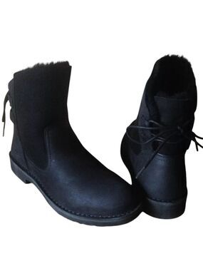 UGG Naiyah Pale Black Fur Leather Lace-up Bow Ankle Booties